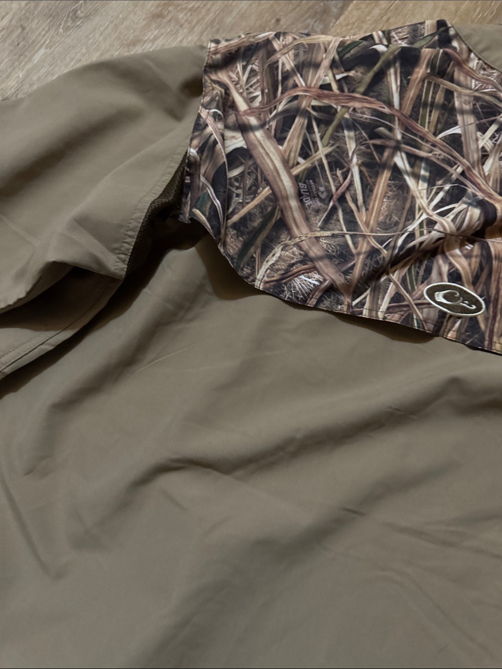 Drake Short-Sleeve Button-Down Shirt in Olive with Camouflage Yoke - Picture 7 of 7